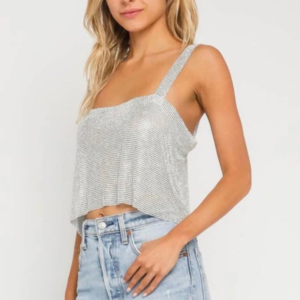 Renamed jeweled top